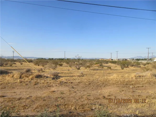 15220 Elderberry Dr, Oro Grande, CA 92368