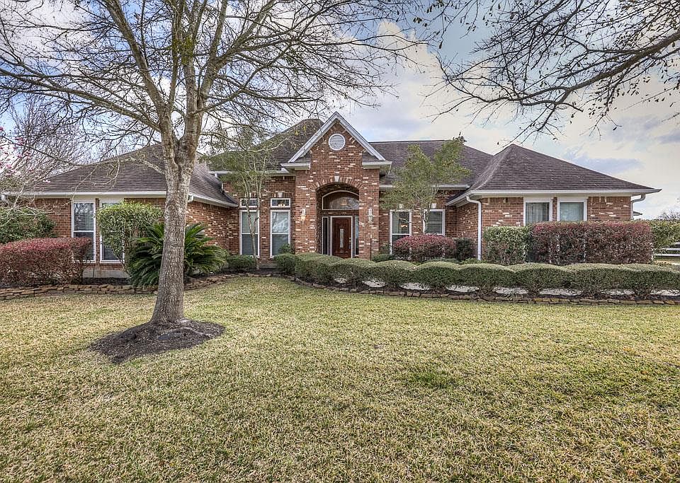 1st image of 20247 Havenshire Dr