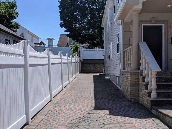 2nd image of 170 Frederick Ave