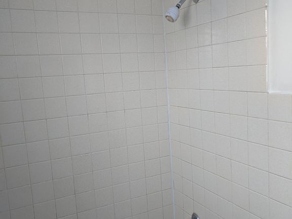 4th image of 8143 Kilpatrick Ave APT 1A