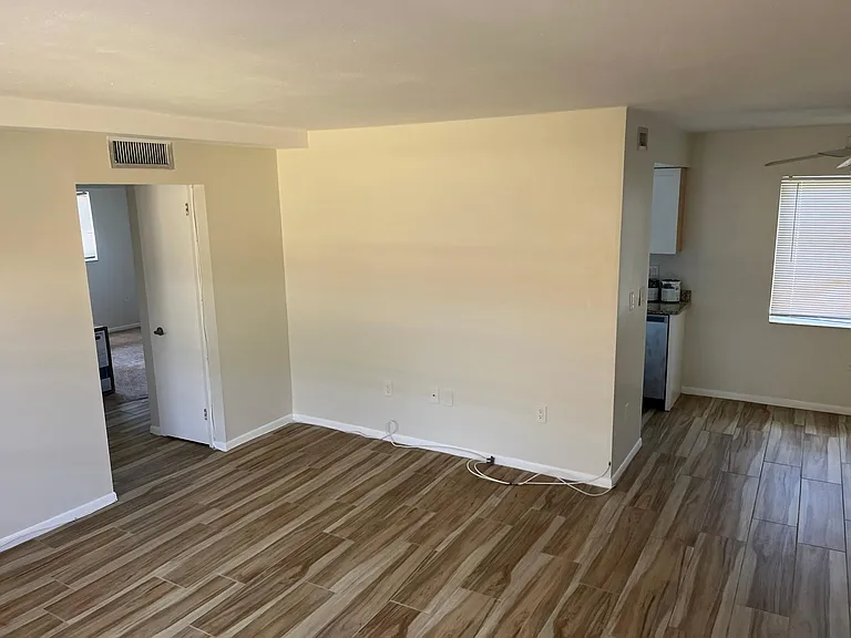 7029 Hibiscus Ave S #4 — Photo 12