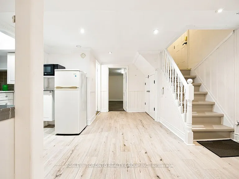 3 Timgren Dr #LOWER — Photo 3