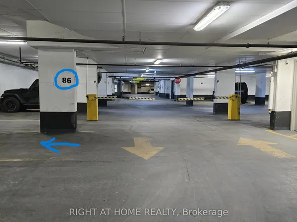 170 Sudbury St, Toronto, ON M6J 0A1