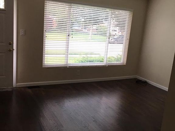 5th image of 16193 Markese Ave