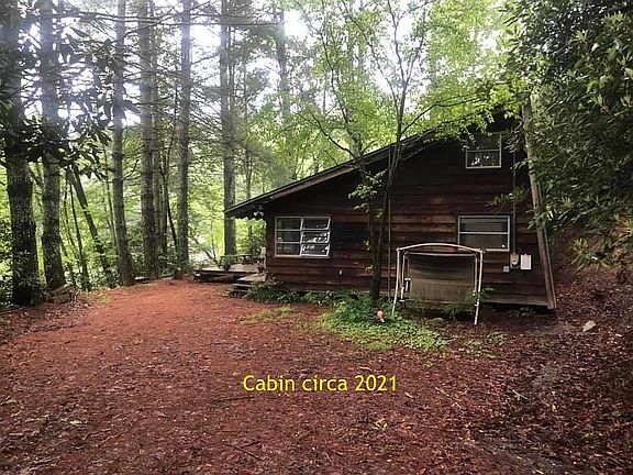 2nd image of 507 Laprades Rd