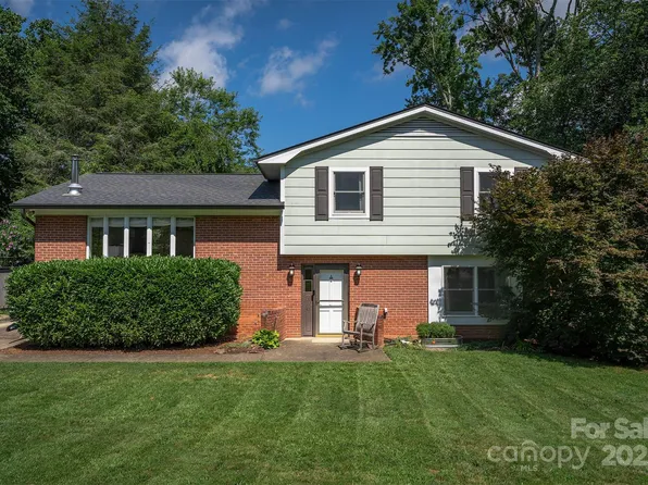 300 Donnybrook Dr, Asheville, NC 28806