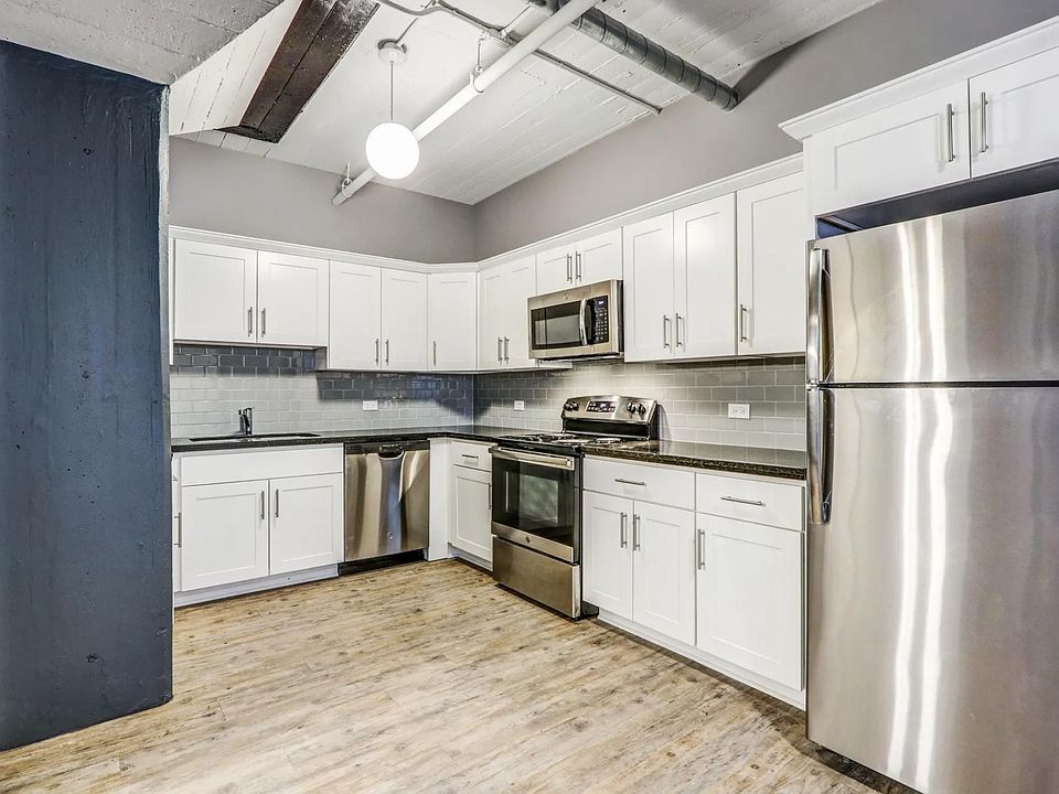 1st image of 1665 Main St #201