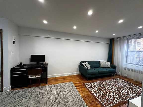 5th image of 1580 E 18th St APT 2K