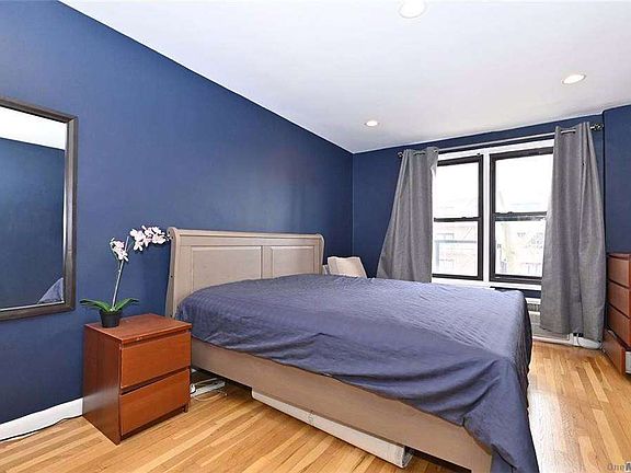 5th image of 4 Birchwood Ct