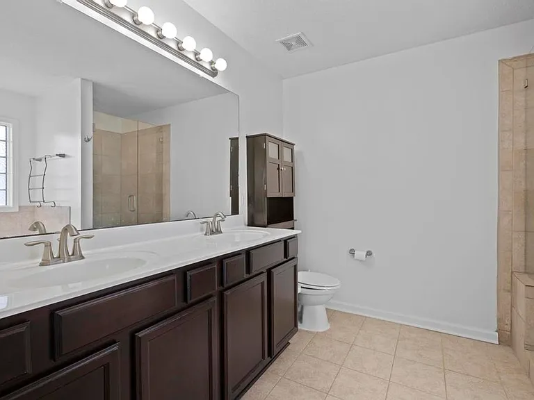 302 Aquamarine Cir — Photo 12