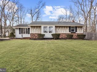 11 Lakeview Dr, Tabernacle, NJ 08088