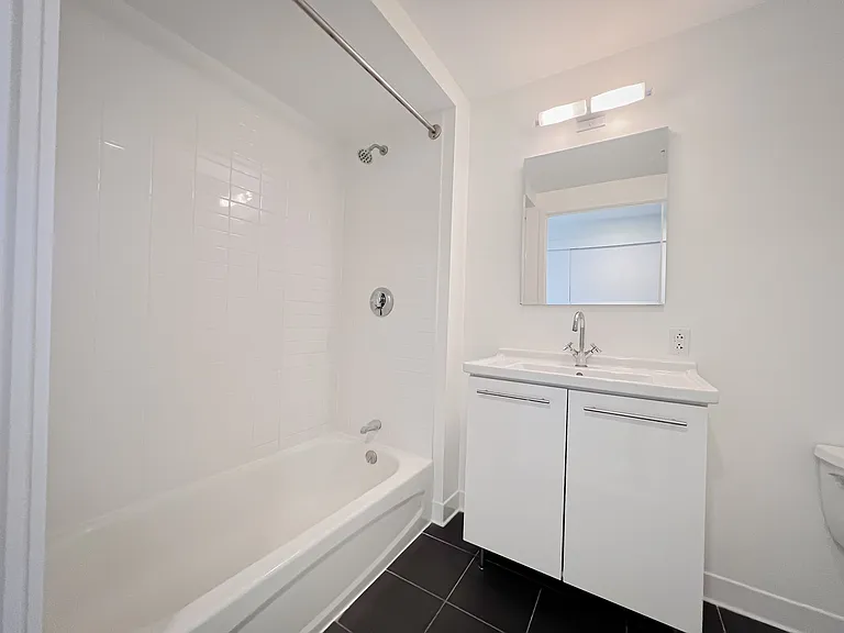 2 Earhart St #823 — Photo 11