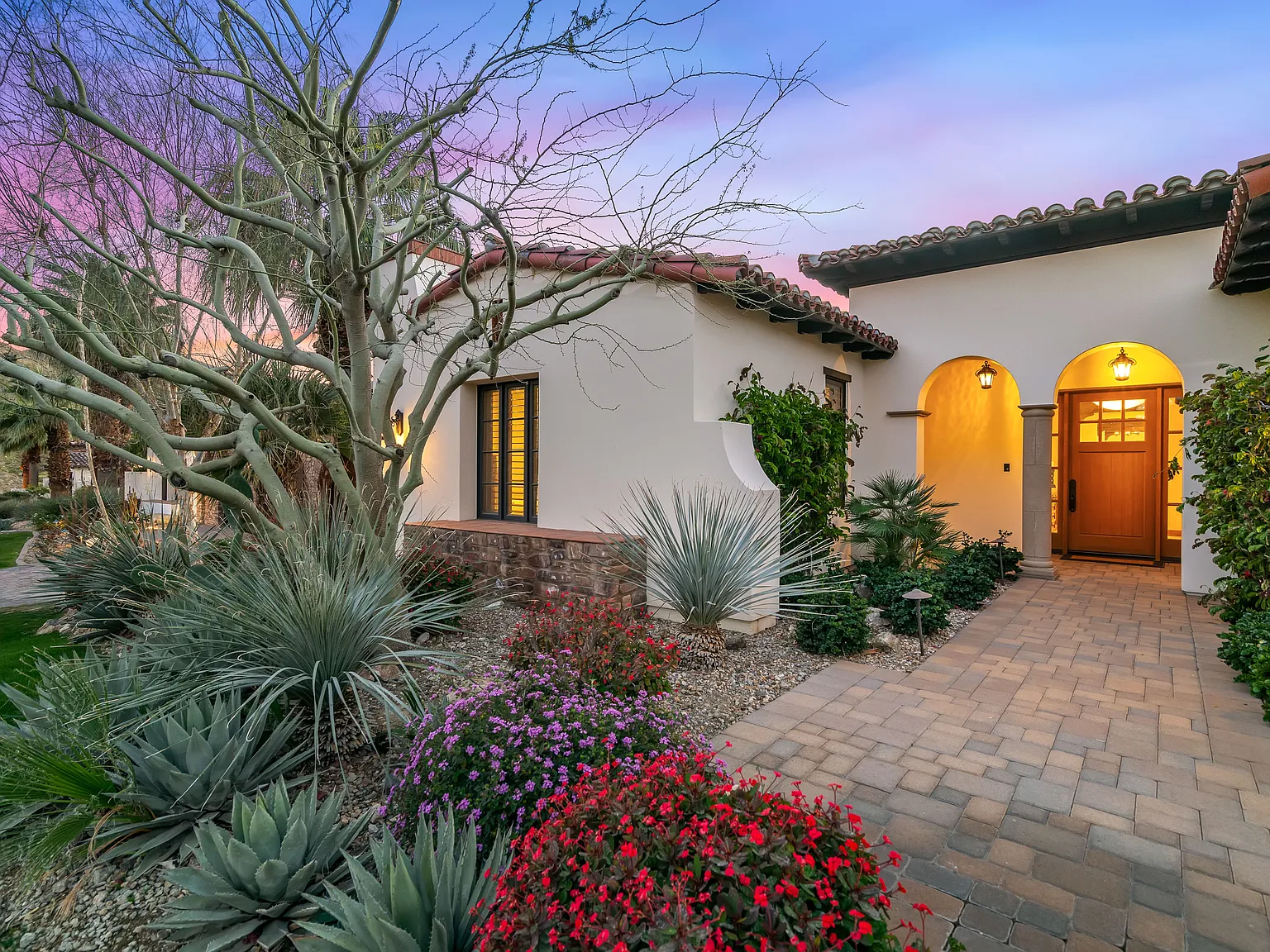 4 bed, 3590 sqft, $20,000 — Photo 3