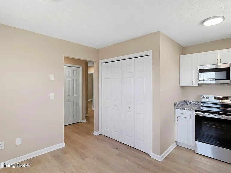 111 Evergreen Ct — Photo 5