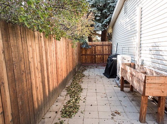 5th image of 1258 Corinne Ave