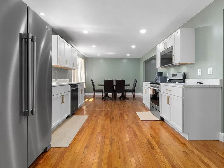 33 Concord Dr — Photo 6
