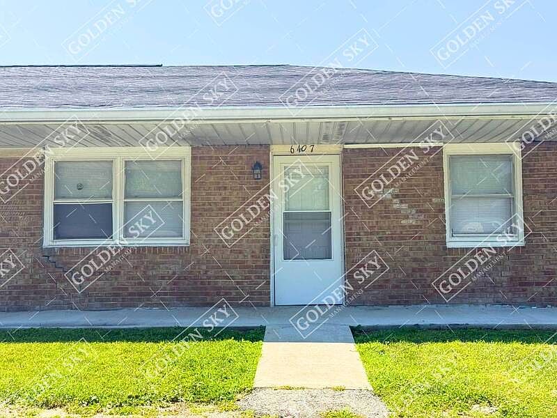 1st image of 6407 E Piccadilly Rd