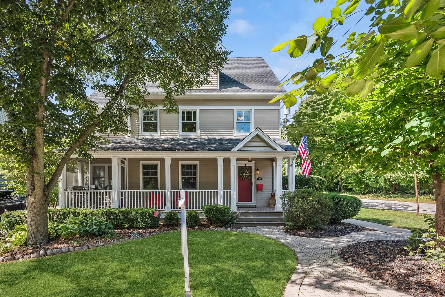 128 Logan Ave photo 1
