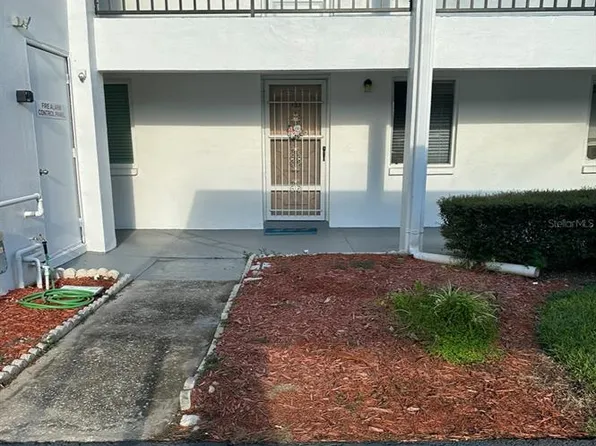 2060 Marilyn St APT 127, Clearwater, FL 33765