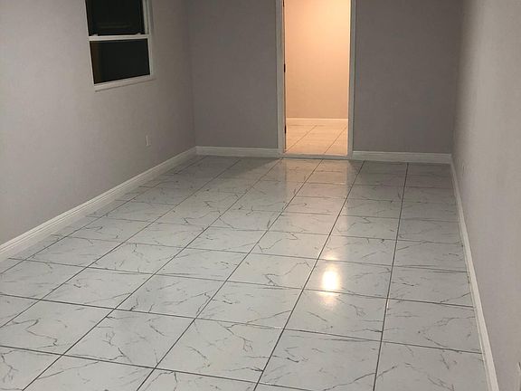 3rd image of 4205 Deleuil Ave