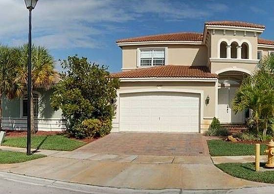 1st image of 20789 SW 90th Pl