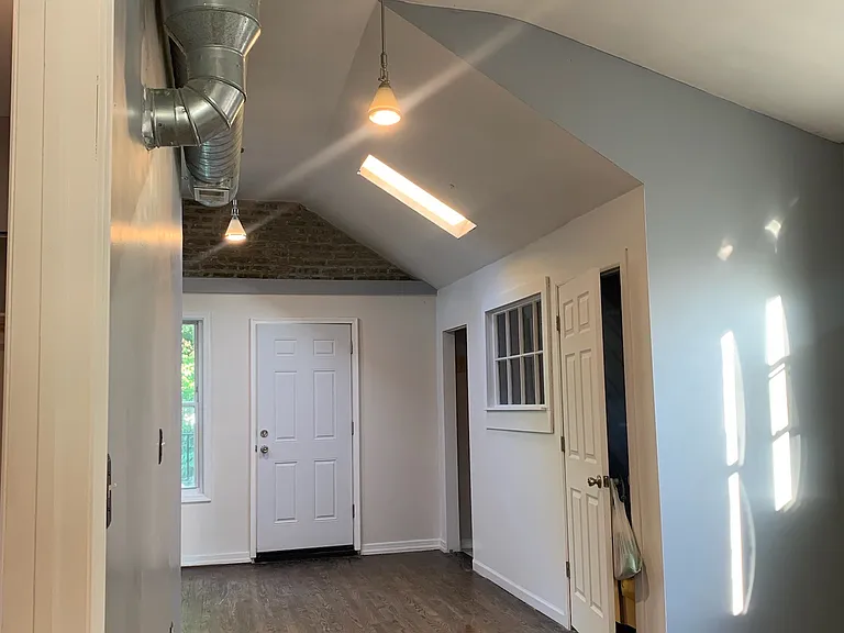 925 N Trumbull Ave #2 — Photo 15
