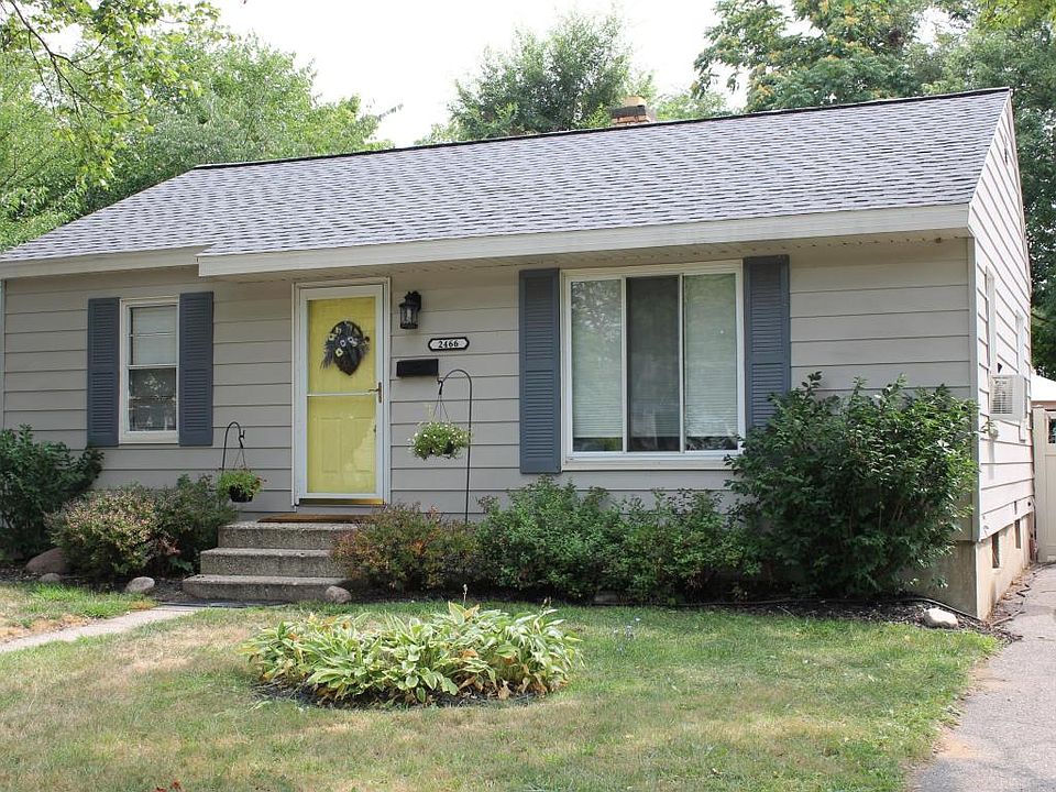 1st image of 2466 Longstreet Ave SW