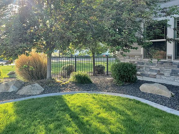 3rd image of 9580 W Ringle Creek St