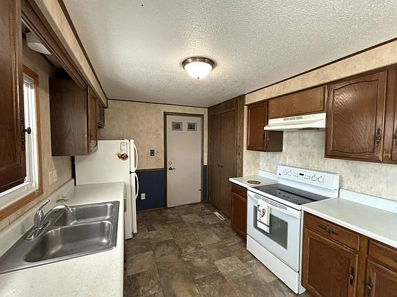 3rd image of 5840 Highway 167