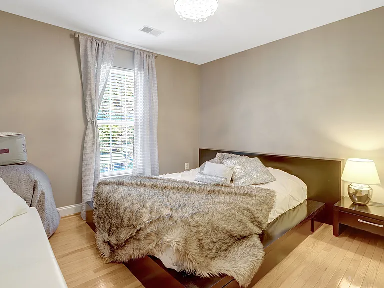 4900 Sunset Ln — Photo 48