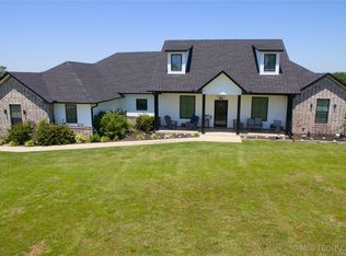 110 W Zachry Ln, Stigler, OK 74462