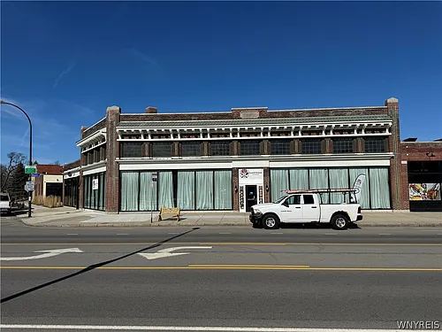 1786 Main St Photo 1