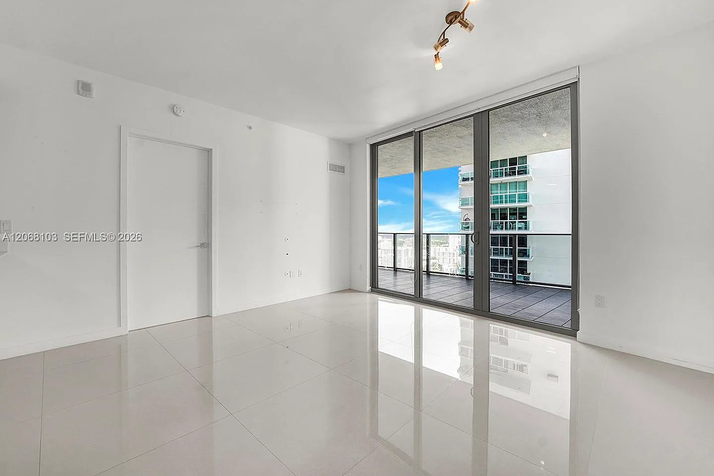 1 bed, 1.5 bath, 743 sqft, $3,700 — Photo 1