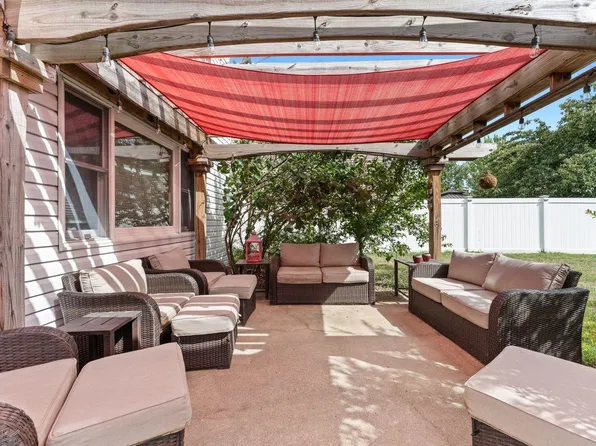 17 Acorn Drive image 37 of 45