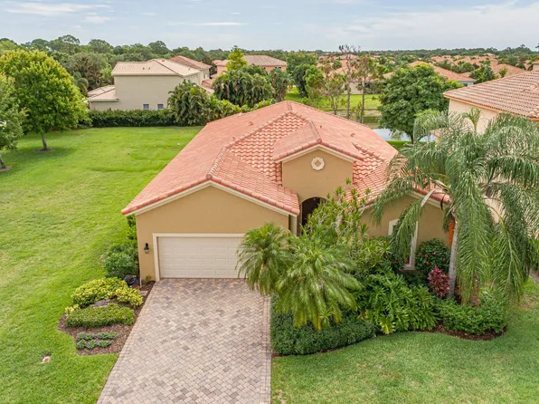 5582 55th Avenue, Vero Beach, FL 32967
