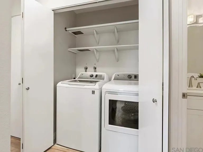 7866 Camino Huerta — Photo 4