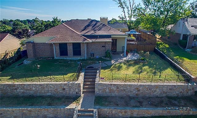 1st image of 2748 Spyglass Dr