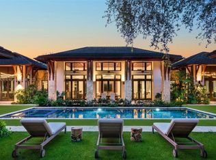 8601 Ponce De Leon Rd, Miami, FL 33143