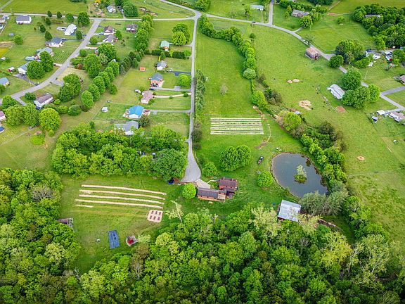 67th image of 147 Britton Ln