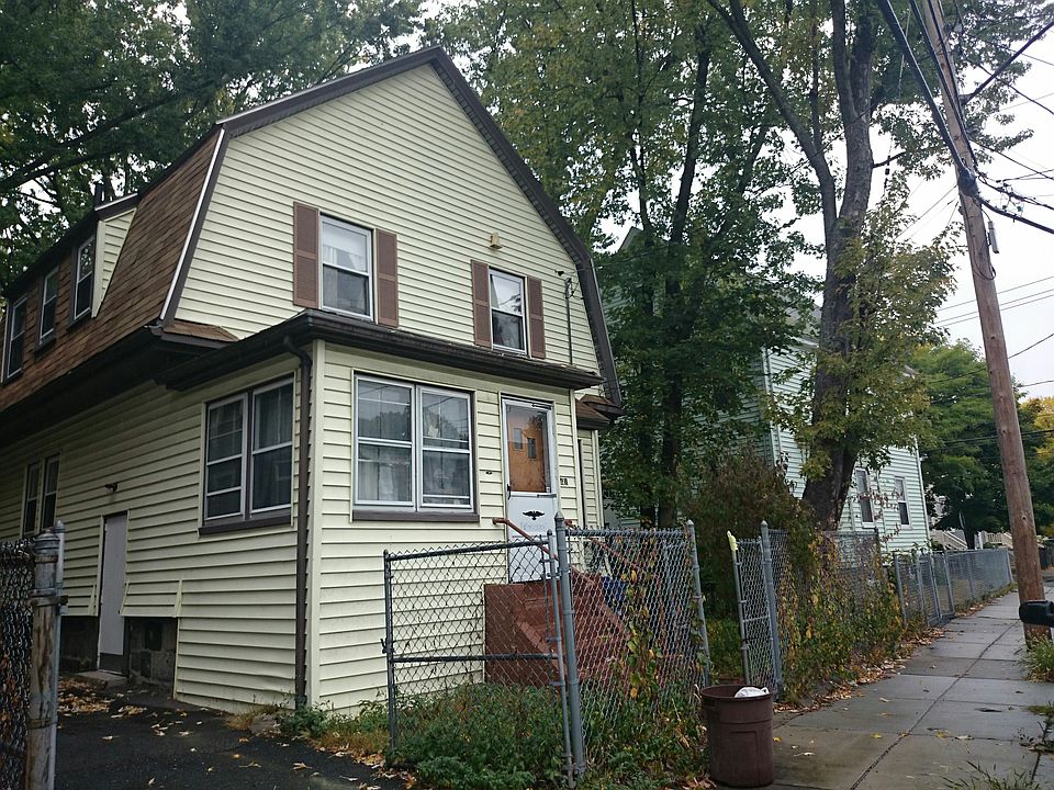 1st image of 61 Capen St