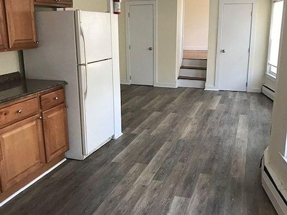 3rd image of 54 Longwood Ave