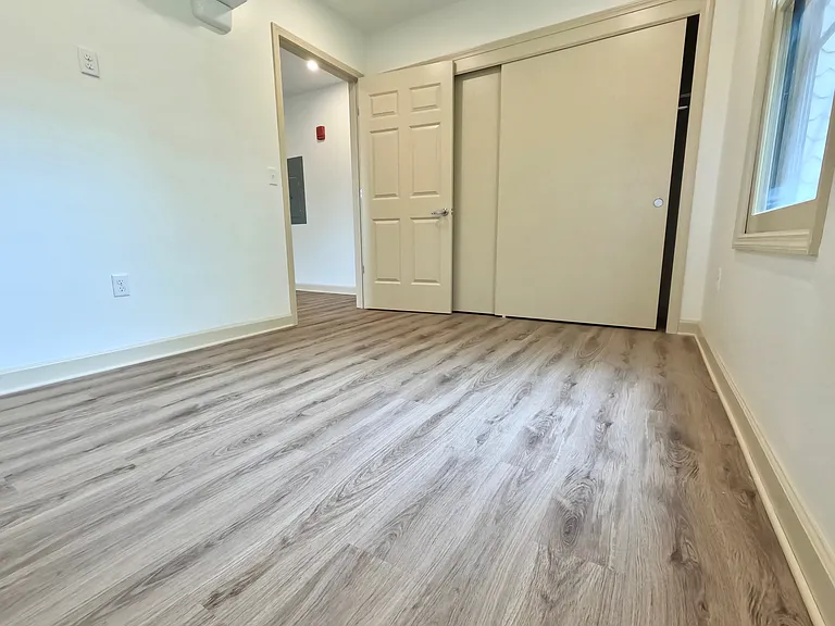 406 Delaware Ave #204 — Photo 16