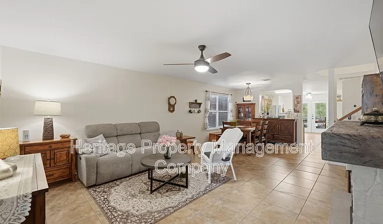 2909 Ashwood Rd — Photo 3