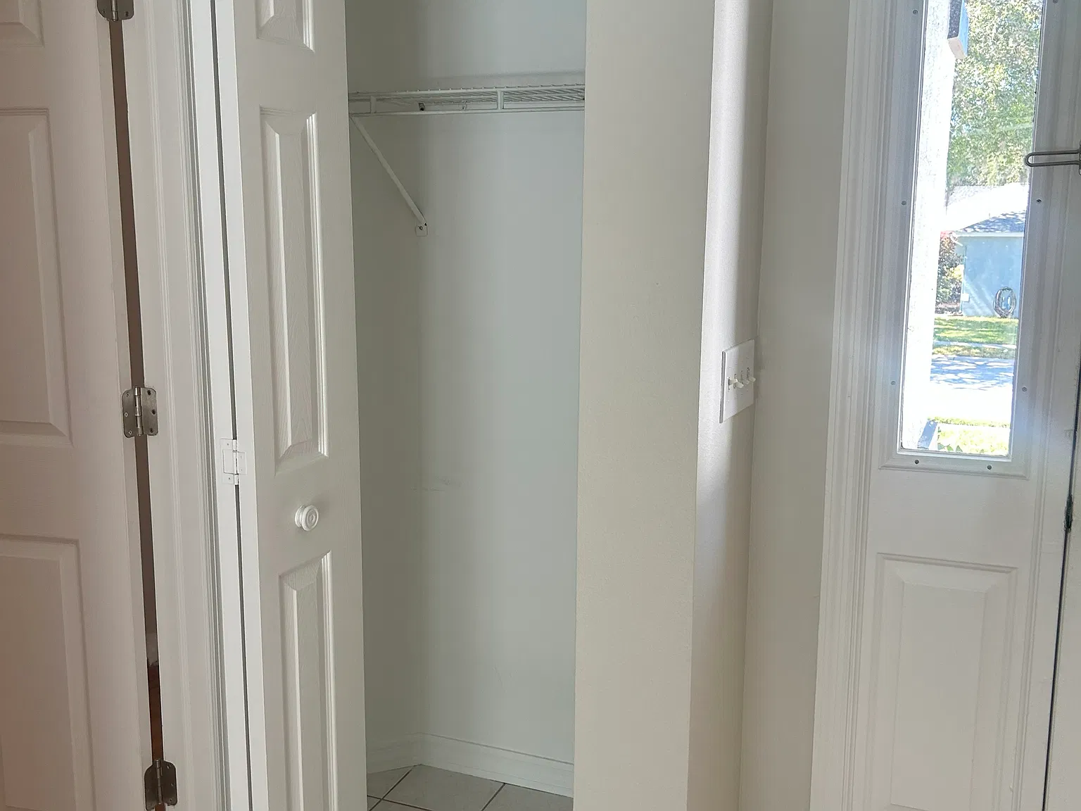 4 bed, 1665 sqft, $2,400 — Photo 4