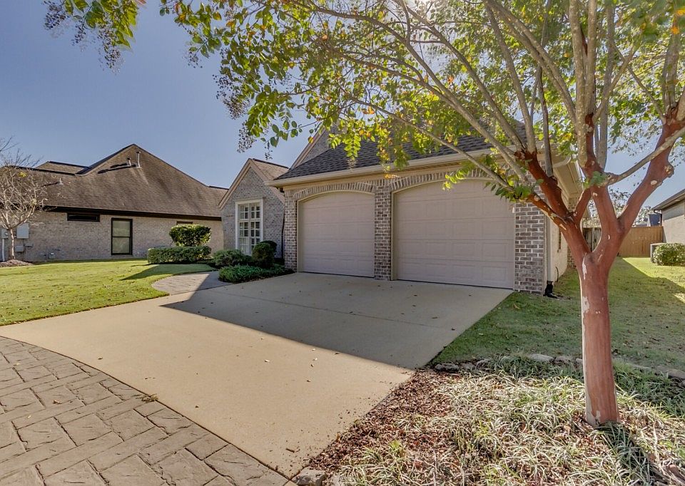 1st image of 5149 Yorkshire Ln