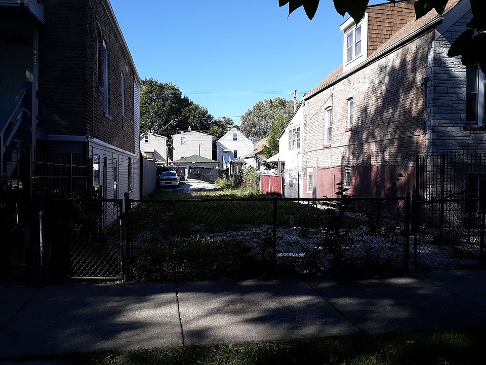 2nd image of 2750 S Spaulding Ave