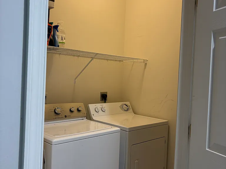 300 Pebble Dr #318 — Photo 21