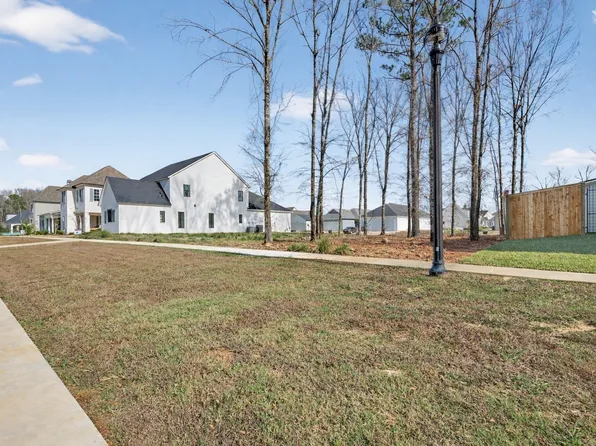 2117 Pecan Dr, Shreveport, LA 71106