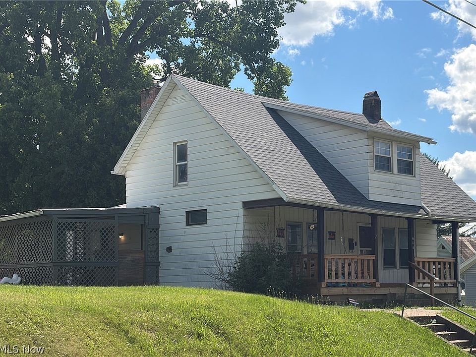 2nd image of 716 Shelby St