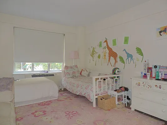Rented by essential NEW YORK Real Estate | media 5